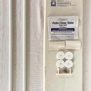 NIB North States Auto-Close Gate 2 Bar 5 3/4" Extension W/ Original Box